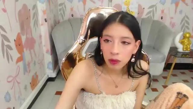 Image 8 of lucy_v_ Stream on Chaturbate on 13 months ago