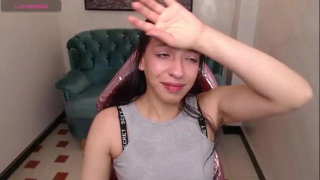 Image 12 of lucy_v_ Stream on Chaturbate on 1 month ago