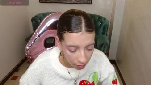 Image 6 of lucy_v_ Stream on Chaturbate on 1 month ago