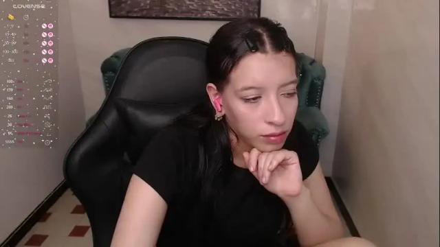 Image 11 of lucy_v_ Stream on Chaturbate on 28 days ago