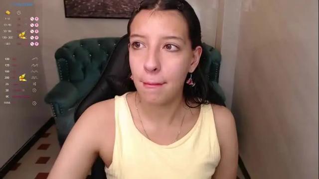 Image 8 of lucy_v_ Stream on Chaturbate on 27 days ago