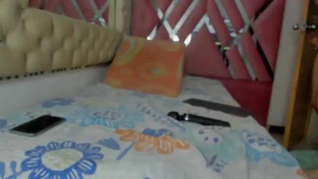 Image 12 of lucy_violett1 Stream on Chaturbate on 13 months ago