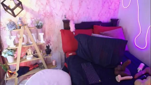 Image 3 of lucyanasilva Stream on Chaturbate on 1 month ago