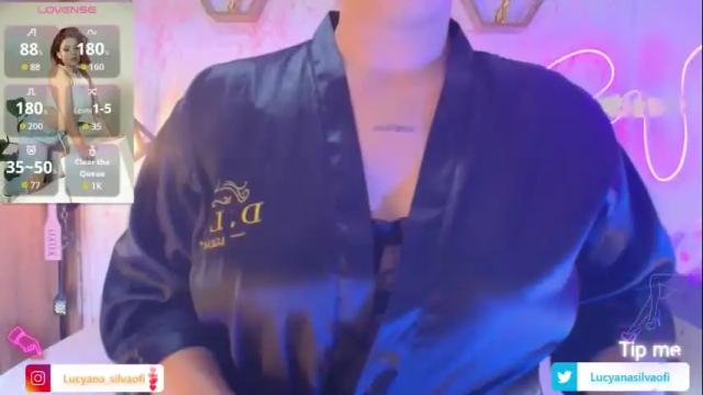 Image 6 of lucyanasilva Stream on Chaturbate on 1 month ago