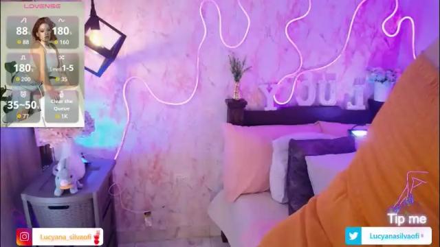 Image 11 of lucyanasilva Stream on Chaturbate on 2 months ago