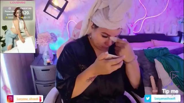 Image 4 of lucyanasilva Stream on Chaturbate on 2 months ago