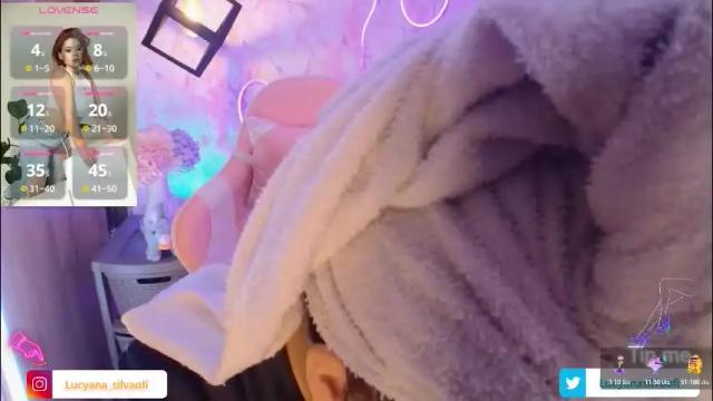 Image 7 of lucyanasilva Stream on Chaturbate on 2 months ago