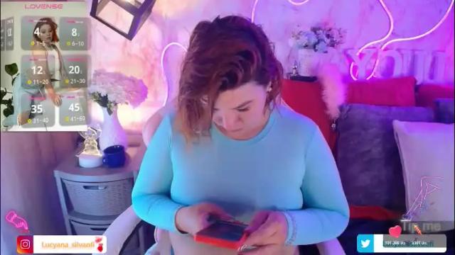 Image 3 of lucyanasilva Stream on Chaturbate on 1 month ago