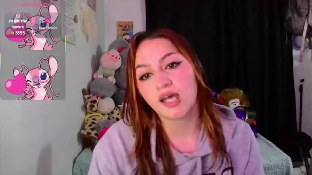 Image 3 of lucycherry__ Stream on Chaturbate on 2 months ago
