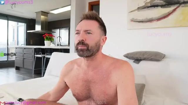 Image 10 of lucycums Stream on Chaturbate on 1 month ago