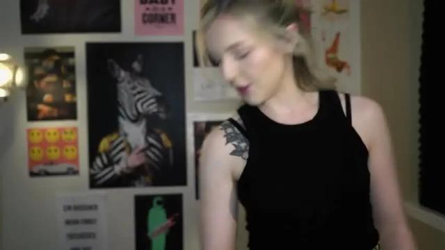 Image 12 of lucydelovely Stream on Chaturbate on 13 months ago