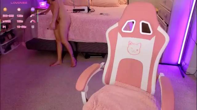 Image 10 of lucydelrey57 Stream on Chaturbate on 1 month ago