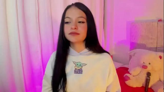 Image 2 of lucyevs Stream on Chaturbate on 25 days ago