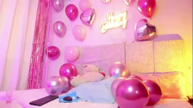Image 10 of lucyevs Stream on Chaturbate on 20 days ago