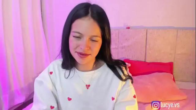 Image 8 of lucyevs Stream on Chaturbate on 10 days ago