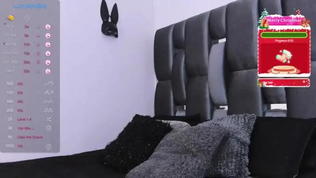 Image 12 of lucygiraldo Stream on Chaturbate on 18 months ago