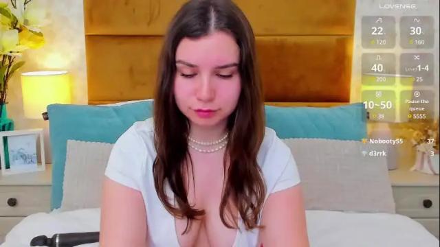Image 12 of lucyjess Stream on Chaturbate on 1 month ago