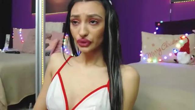 Image 8 of lucykims Stream on Chaturbate on 17 months ago