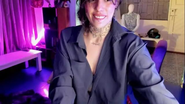 Image 6 of lucyklumm Stream on Chaturbate on 4 months ago