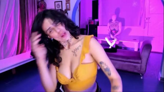 Image 10 of lucyklumm Stream on Chaturbate on 3 months ago