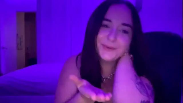Image 11 of lucylavender444 Stream on Chaturbate on 18 months ago