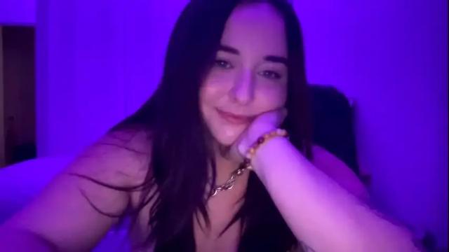 Image 7 of lucylavender444 Stream on Chaturbate on 18 months ago