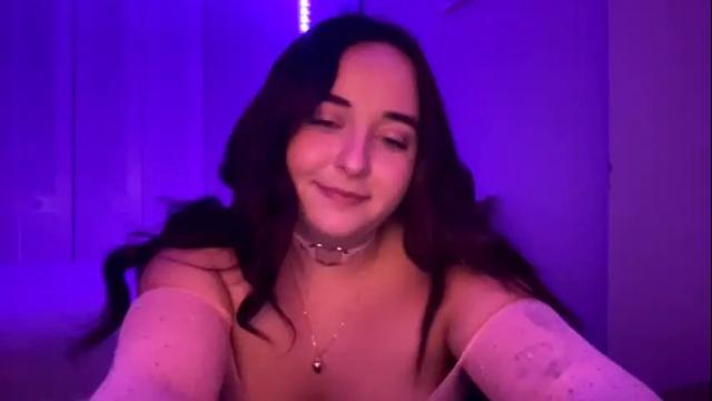 Image 6 of lucylavender444 Stream on Chaturbate on 18 months ago