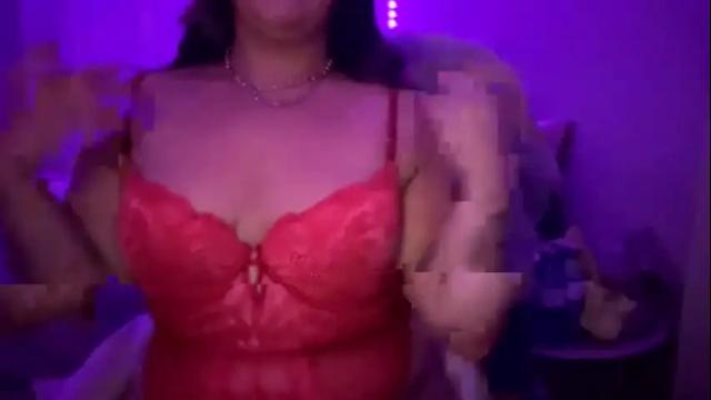 Image 4 of lucylavender444 Stream on Chaturbate on 17 months ago