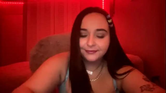 Image 3 of lucylavender444 Stream on Chaturbate on 17 months ago