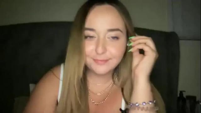 Thumbnail 3, lucylavender444's Stream at Chaturbate, 1 month ago