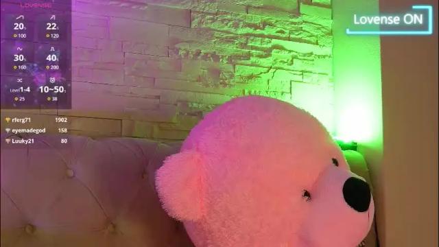 Image 12 of lucylexton Stream on Chaturbate on 2 months ago