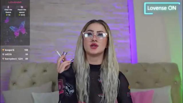 Image 12 of lucylexton Stream on Chaturbate on 1 month ago