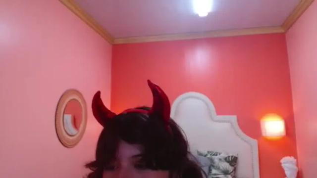 Image 2 of lucylogde Stream on Chaturbate on 18 months ago