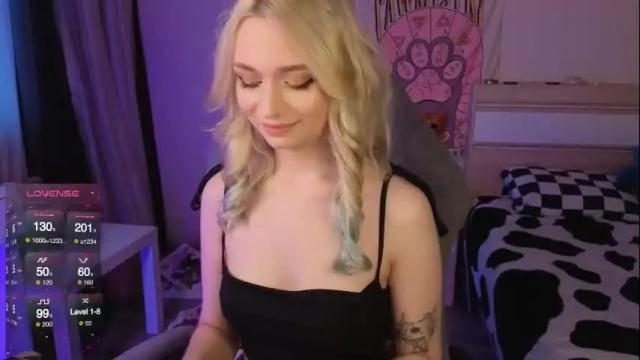 Image 6 of lucysbrain Stream on Chaturbate on 5 days ago