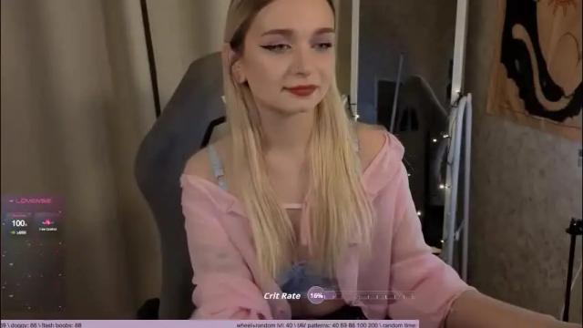 Image 11 of lucysbrain Stream on Chaturbate on 26 days ago