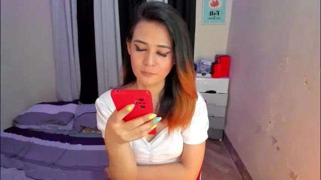 Image 7 of lucyx143 Stream on Chaturbate on 5 months ago