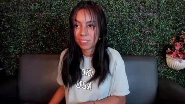 Image 10 of lucyy_brownxxx Stream on Chaturbate on 14 months ago