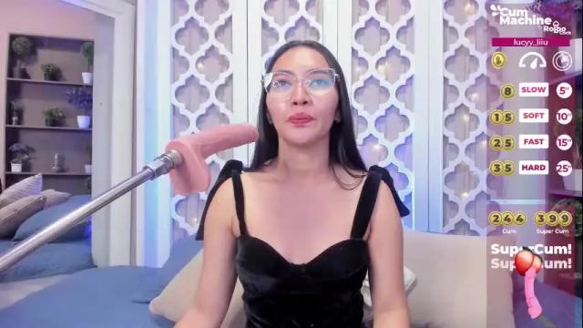 Image 11 of lucyy_liiu Stream on Chaturbate on 1 month ago