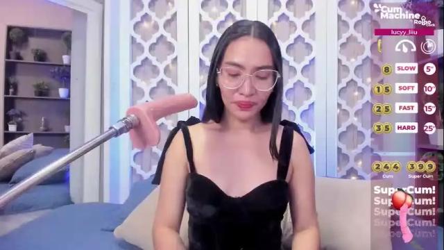 Image 12 of lucyy_liiu Stream on Chaturbate on 1 month ago
