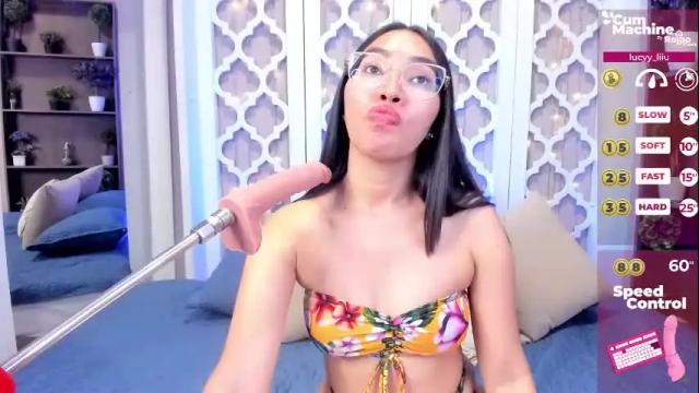 Image 3 of lucyy_liiu Stream on Chaturbate on 1 month ago