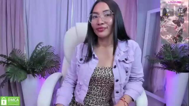 Image 2 of lucyy_liiu Stream on Chaturbate on 1 month ago