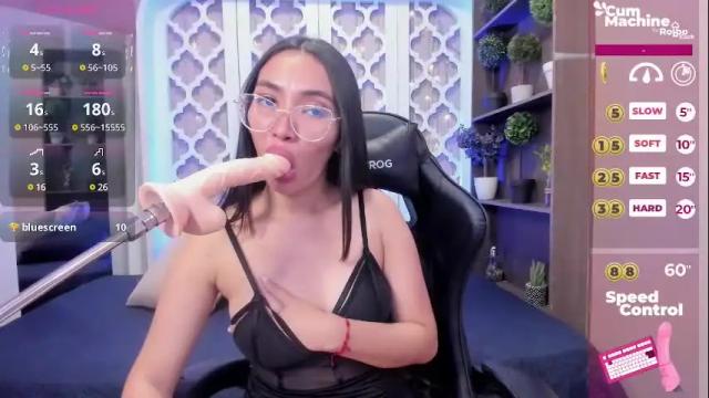 Image 10 of lucyy_liiu Stream on Chaturbate on 24 days ago