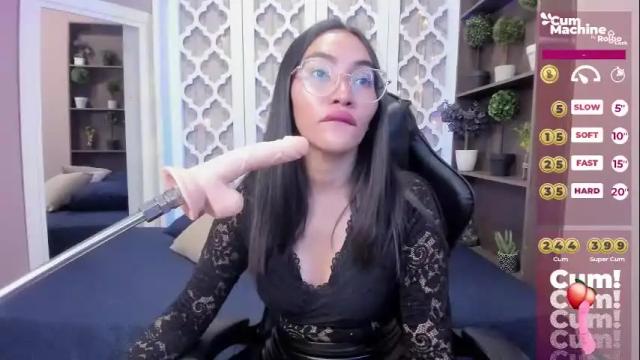 Image 2 of lucyy_liiu Stream on Chaturbate on 22 days ago