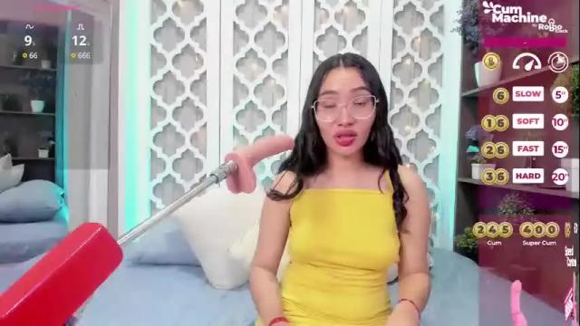 Image 2 of lucyy_liiu Stream on Chaturbate on 3 days ago