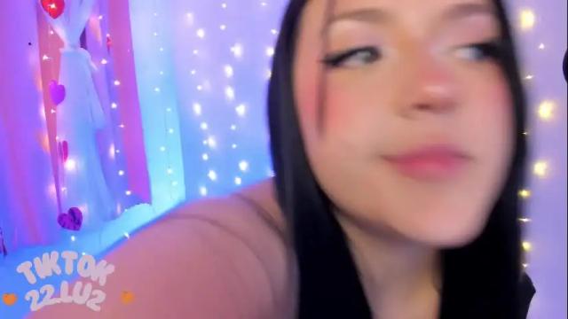 Image 3 of lucyy_peach Stream on Chaturbate on 1 month ago