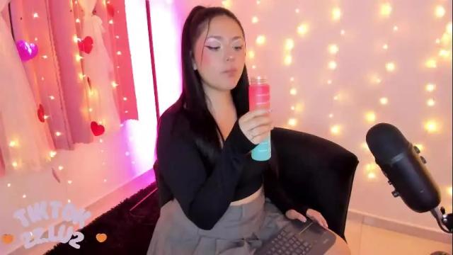 Thumbnail 2, lucyy_peach's Stream at Chaturbate, 1 month ago