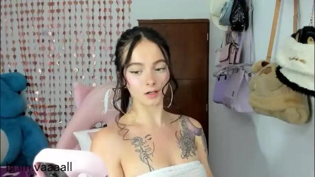 Image 10 of lucyy_tayy Stream on Chaturbate on 3 months ago