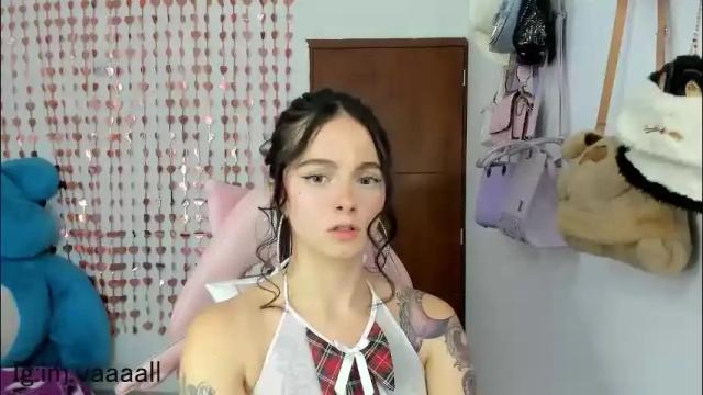 Image 7 of lucyy_tayy Stream on Chaturbate on 3 months ago