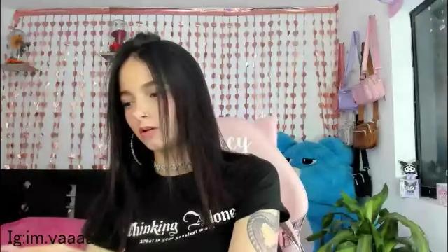 Image 3 of lucyy_tayy Stream on Chaturbate on 2 months ago