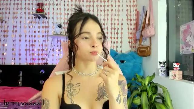 Image 10 of lucyy_tayy Stream on Chaturbate on 2 months ago